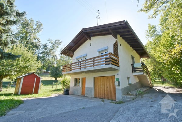 Magnifique petite maison rénové et au calme sur une belle parcelle 1