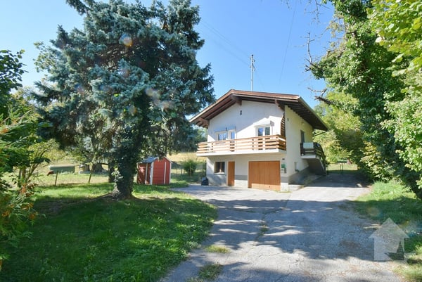 Magnifique petite maison rénové et au calme sur une belle parcelle 1
