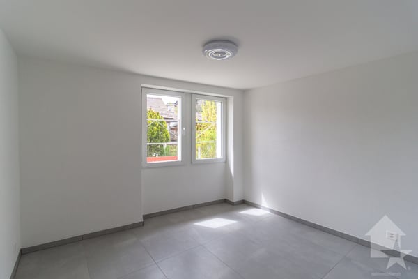 Immeuble entièrement rénové en 2026 avec rendement locatif de 4,3% 7