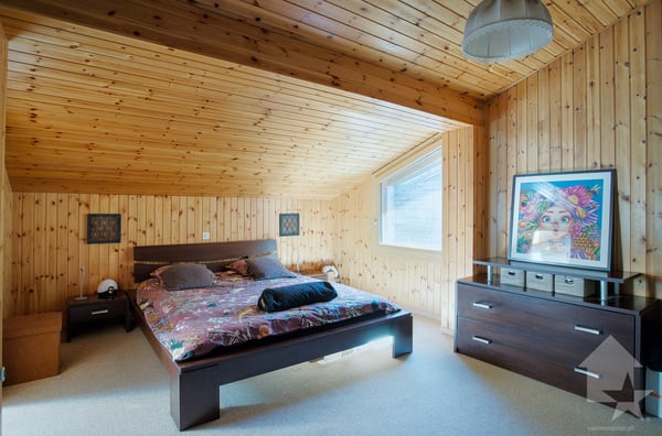 Spacieux appartement de 1.5 pièces, 150 m², deux salles de bains 8