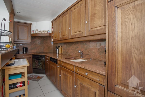 Spacieux appartement de 1.5 pièces, 150 m², deux salles de bains 3