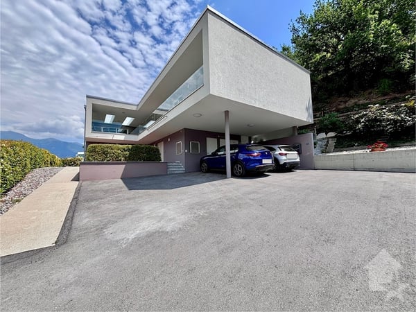 Villa contemporaine composées de 2 spacieux appartements 1