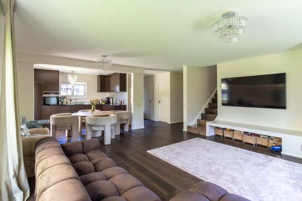 Magnifique villa 6.5 pièces rénovée avec studio et grand jardin 10
