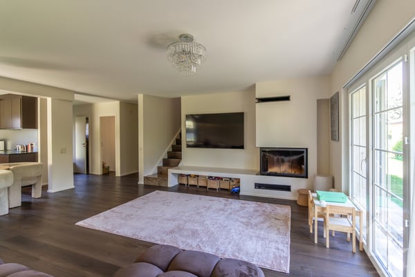 Magnifique villa 6.5 pièces rénovée avec studio et grand jardin 11