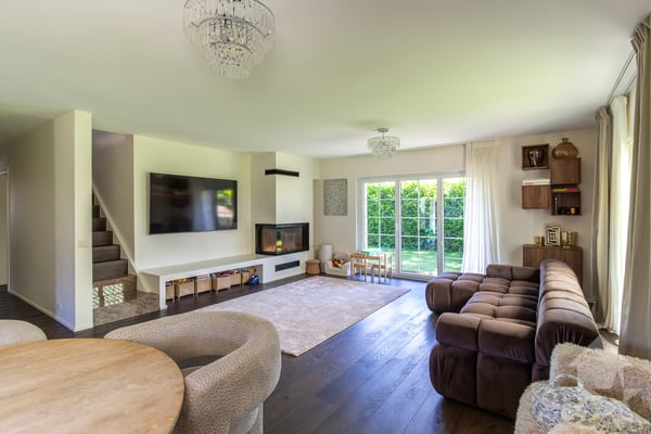 Magnifique villa 6.5 pièces rénovée avec studio et grand jardin 9