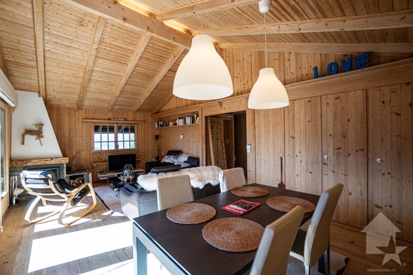 Séduisant chalet entouré de nature avec vues magnifiques 5