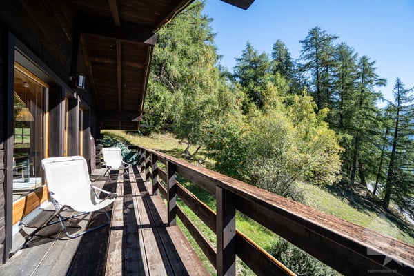 Séduisant chalet entouré de nature avec vues magnifiques 10