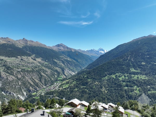 Terrain aux Masses avec vue panoramique 6