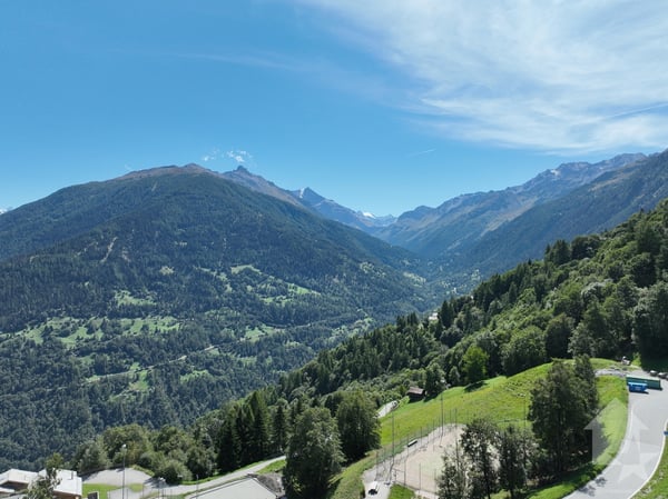 Terrain aux Masses avec vue panoramique 5