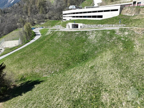 Terrain aux Masses avec vue panoramique 3