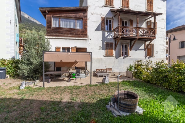 Résidence de caractère de 3 appartements avec situation idéale 6