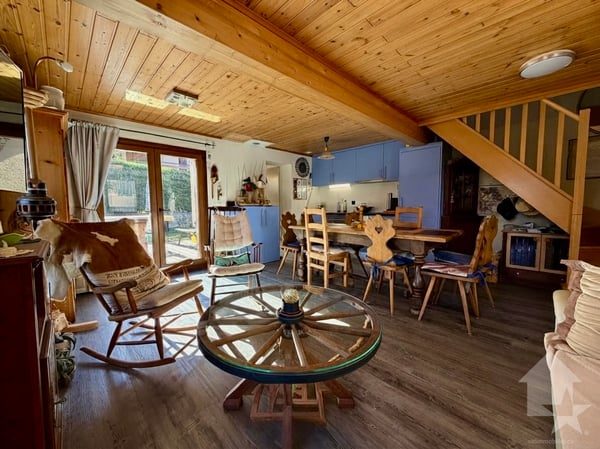 Joli petit chalet plein de charme avec parking et studio indépendant ! 2