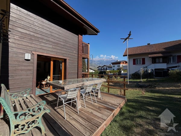 Joli petit chalet plein de charme avec parking et studio indépendant ! 6