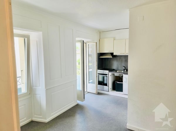 Immeuble de 5 appartements et un restaurant au centre du village ! 9