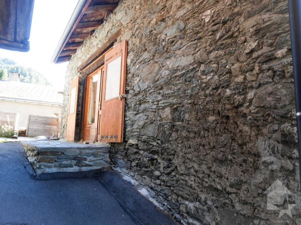 Charmante maison villageoise à fort potentiel de rénovation 12