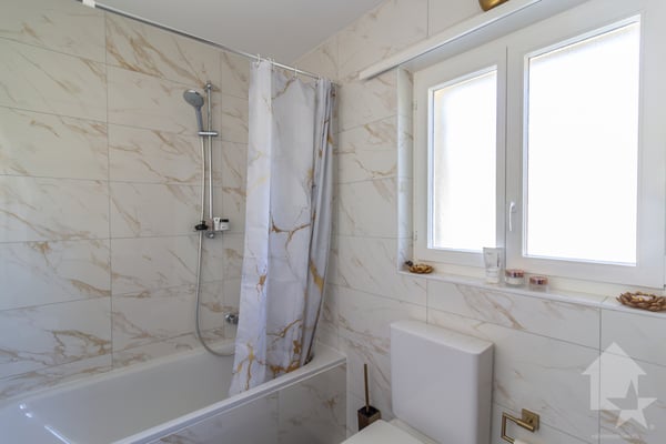 Maison villageoise de 7.5 pièces rénové, grand jardin et terrasses 11