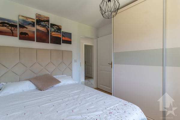Maison villageoise de 7.5 pièces rénové, grand jardin et terrasses 13