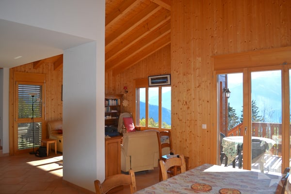 Magnifique chalet de standing de 5.5 pièces, 174 m², vue sur les Alpes 4