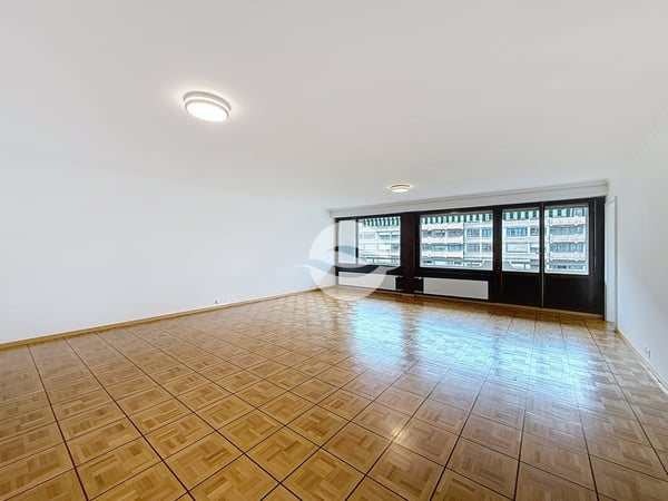 Spacieux appartement au coeur de Florissant, 3 chambres 2