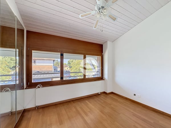 Duplex rénové de 5 pièces, 3 chambres ! 5