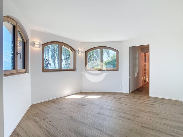 Maison de charme rénovée avec 2,5 p. indépendant - VUE LAC et ALPES 11