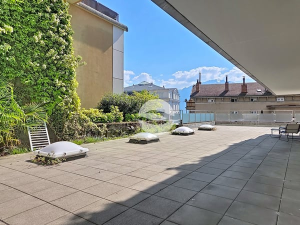Au coeur de La Riviera | Bien meublé avec vaste terrasse 3