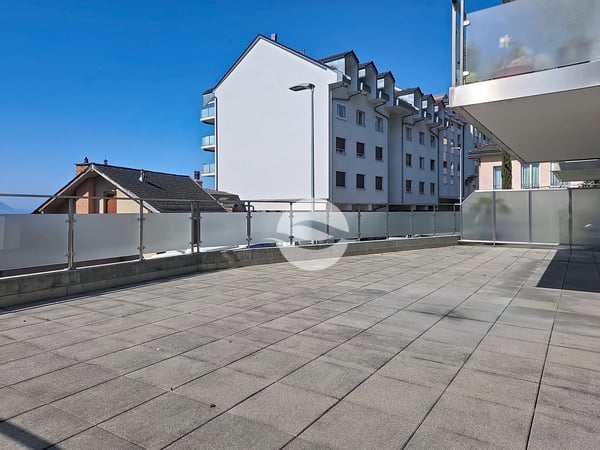 Au coeur de La Riviera | Bien meublé avec vaste terrasse 2
