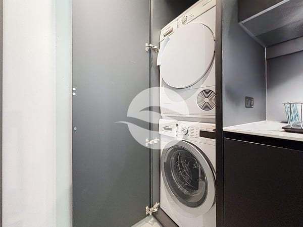 5 pièces rénové avec local en annexe 13