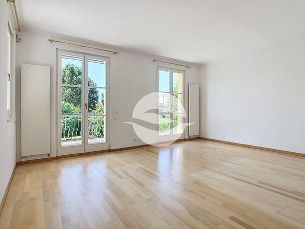 Magnifique villa avec piscine chauffée et jardin clôturé 12