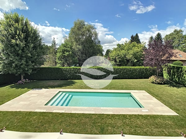 Magnifique villa individuelle avec 4 chambres et piscine 8
