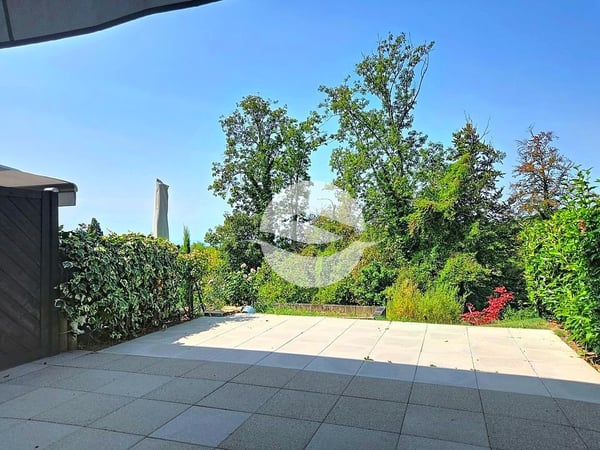 Charmante villa avec jardin et belle vue dégagée 3