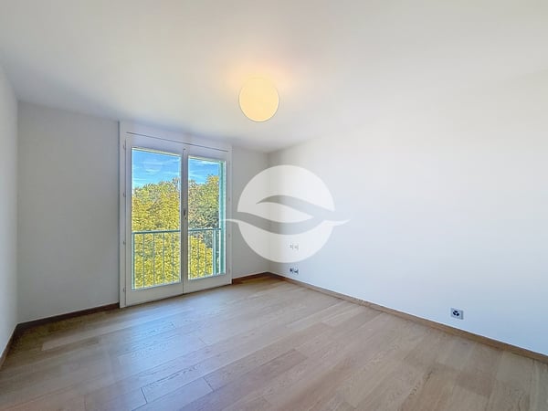 Sublime appartement, spacieux avec vue sur le lac et le jet d'eau! 7
