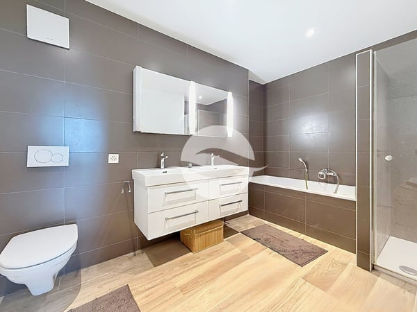Magnifique Duplex Vue lac et Alpes - Piscine et jardin commun 6