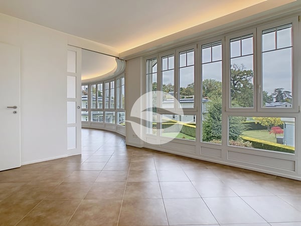Attique avec terrasse privative sur le toit 2