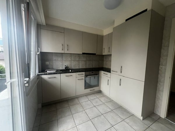 Sierre - Agréable appartement de 2 pièces avec parking inclus 2