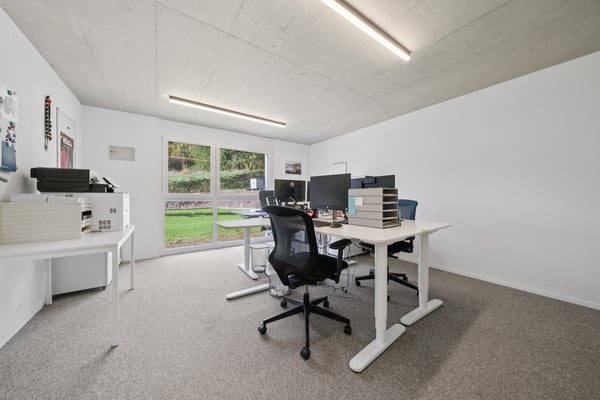 EN EXCLUSIVITE - Surface administrative en périphérie de Fribourg 7