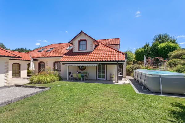 Belle maison de deux logements indépendants aux Portes de Fribourg 1