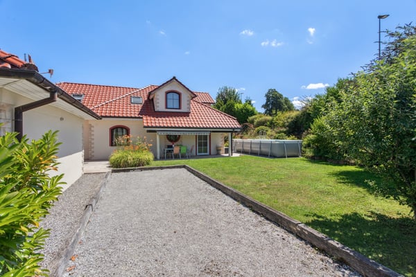 Belle maison de deux logements indépendants aux Portes de Fribourg 13
