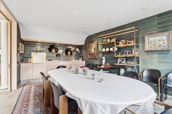 Superbe maison jumelée de 2 pièces avec appartement de rendement 4