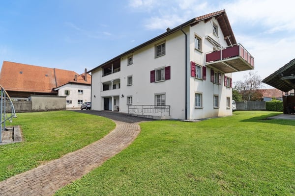 Charmant appartement de 5 pièces dans jolie PPE de 3 appartements 10