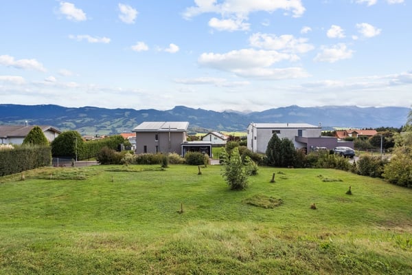 Terrain à bâtir avec permis en force et projet de construction 10