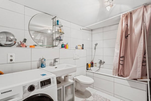 Propriété de 2 appartements et 1 local commercial au coeur de Sorens 4