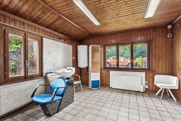 Propriété de 2 appartements et 1 local commercial au coeur de Sorens 6