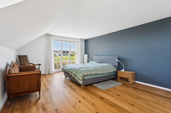 Confort et sérénité : maison familiale rénovée avec piscine et extérie 8