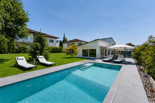 Magnifique villa individuelle de 7.5 pièces au design contemporain