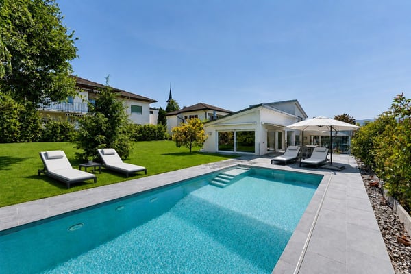 Magnifique villa individuelle de 7.5 pièces au design contemporain