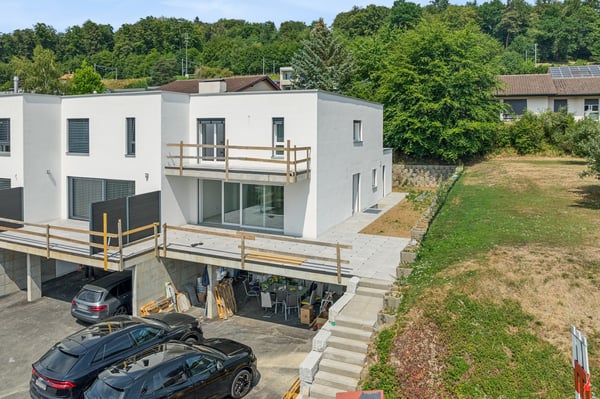 Magnifique maison neuve contiguë de 5,5 pièces en extrémité 1