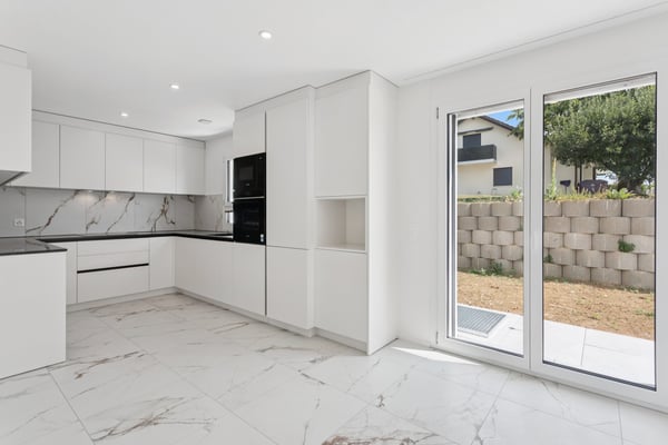 Magnifique maison neuve contiguë de 5,5 pièces en extrémité 2