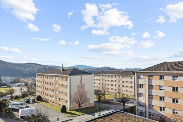 Appartement traversant avec vue sur les montagnes 2