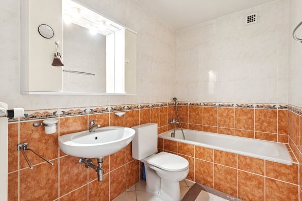Appartement traversant avec vue sur les montagnes 9